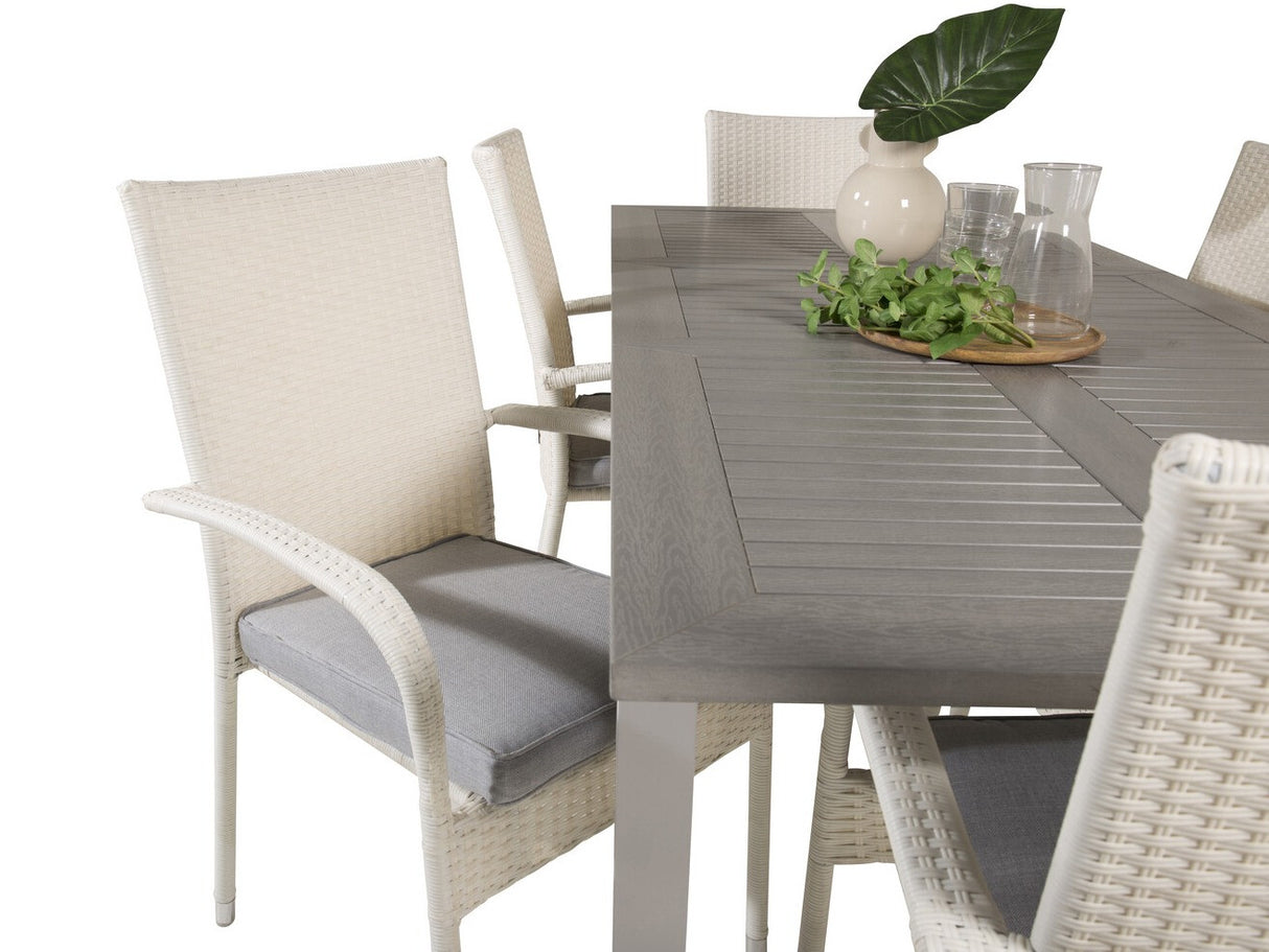 Galds un krēslu komplekts 417485