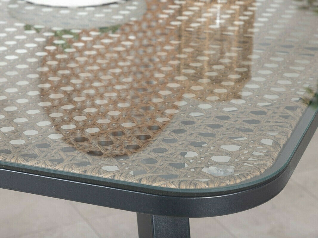 Galds un krēslu komplekts 425509