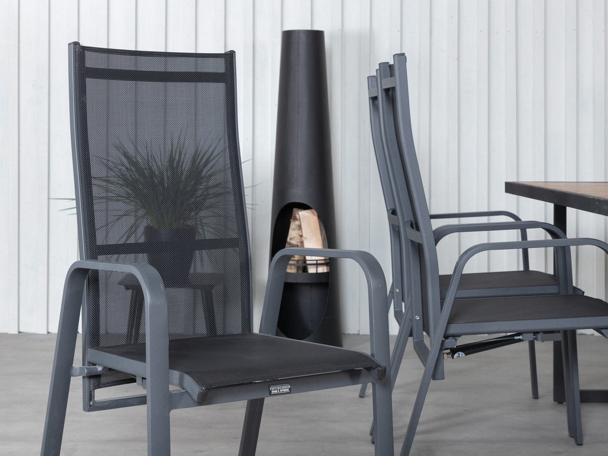 Galds un krēslu komplekts 440354