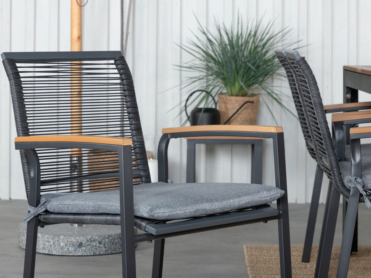 Galds un krēslu komplekts 276564