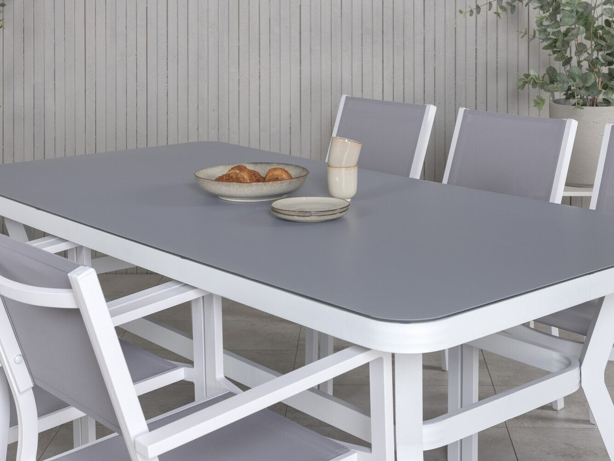 Galds un krēslu komplekts 440634