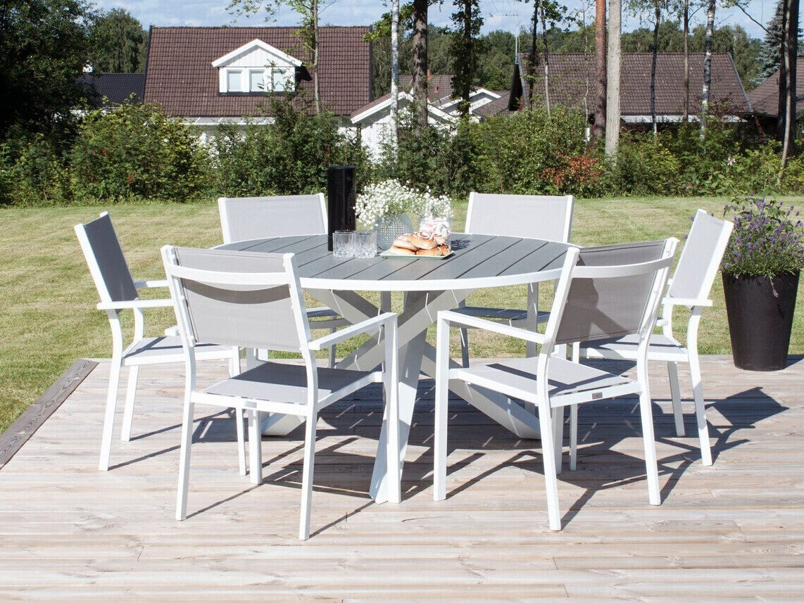 Galds un krēslu komplekts 440797