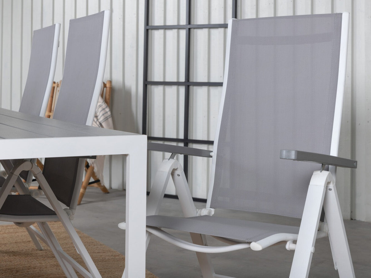 Galds un krēslu komplekts 271195