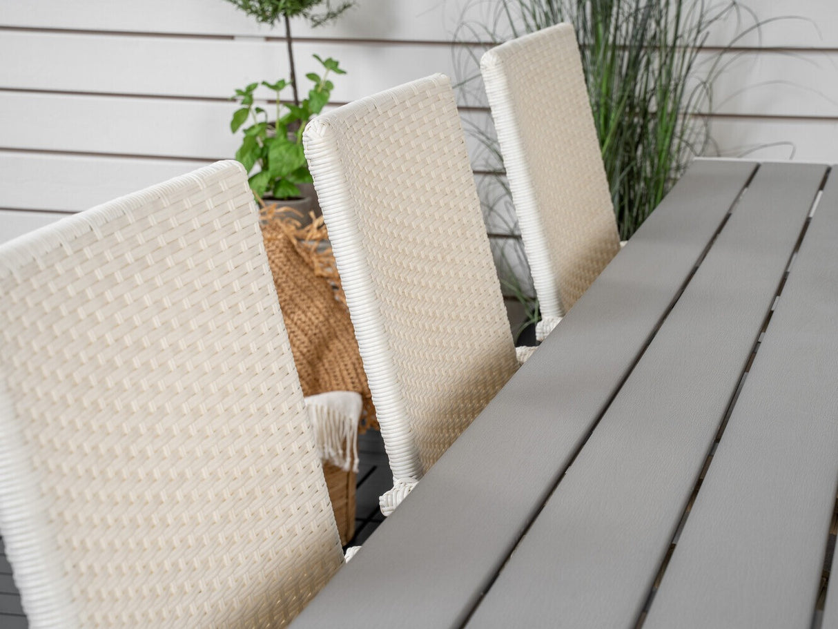 Galds un krēslu komplekts 420672