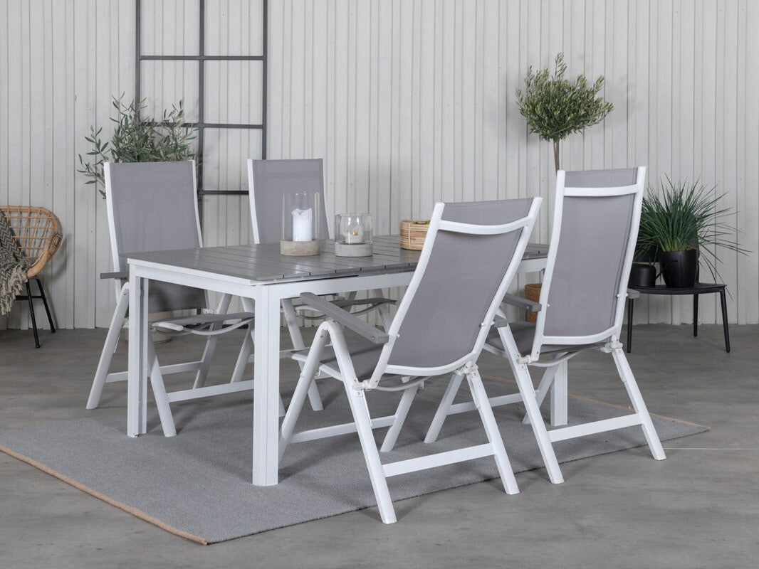 Galds un krēslu komplekts 271114