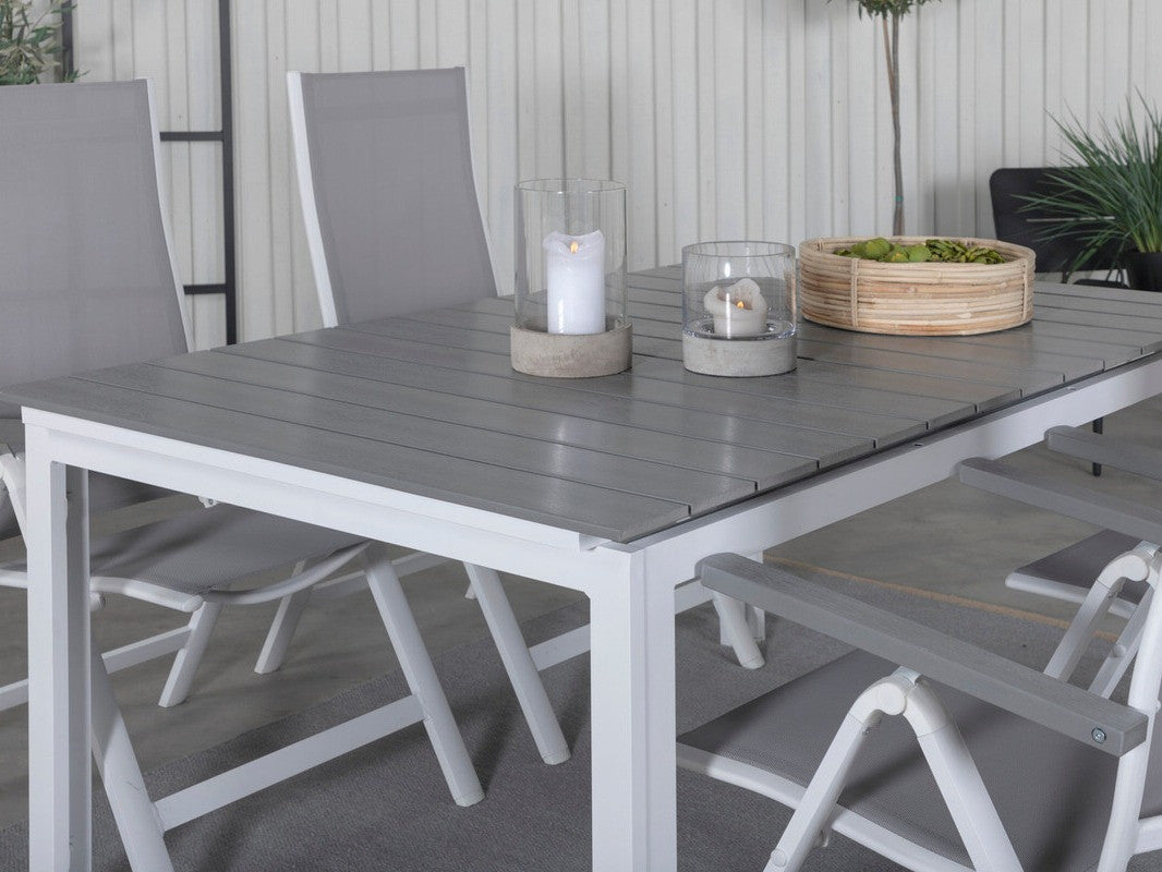 Galds un krēslu komplekts 271114