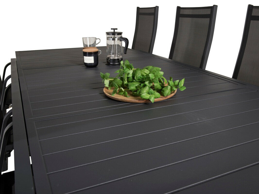 Galds un krēslu komplekts 484126