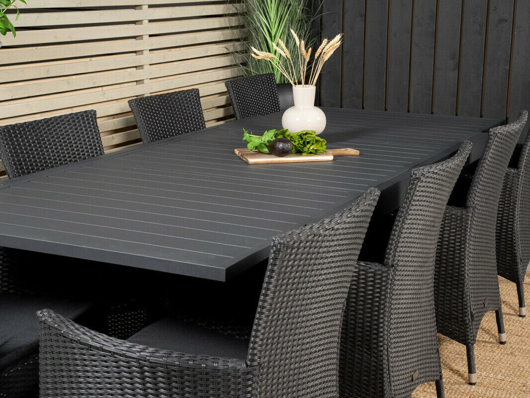 Galds un krēslu komplekts 484127