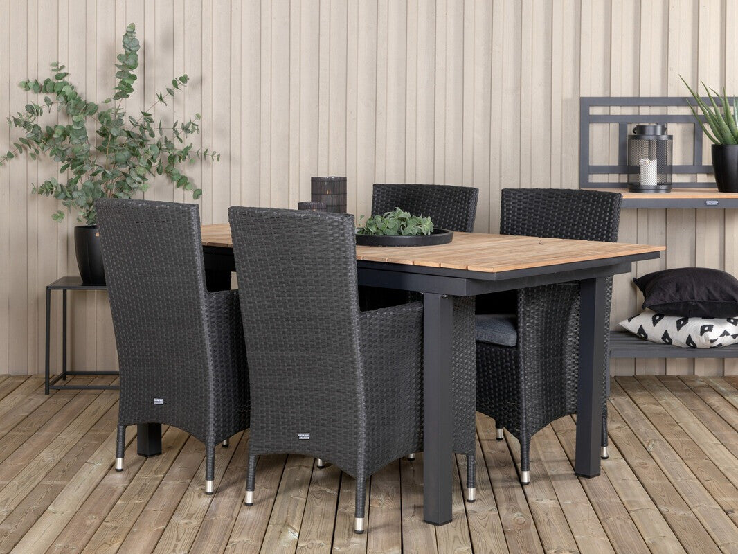 Galds un krēslu komplekts 484376