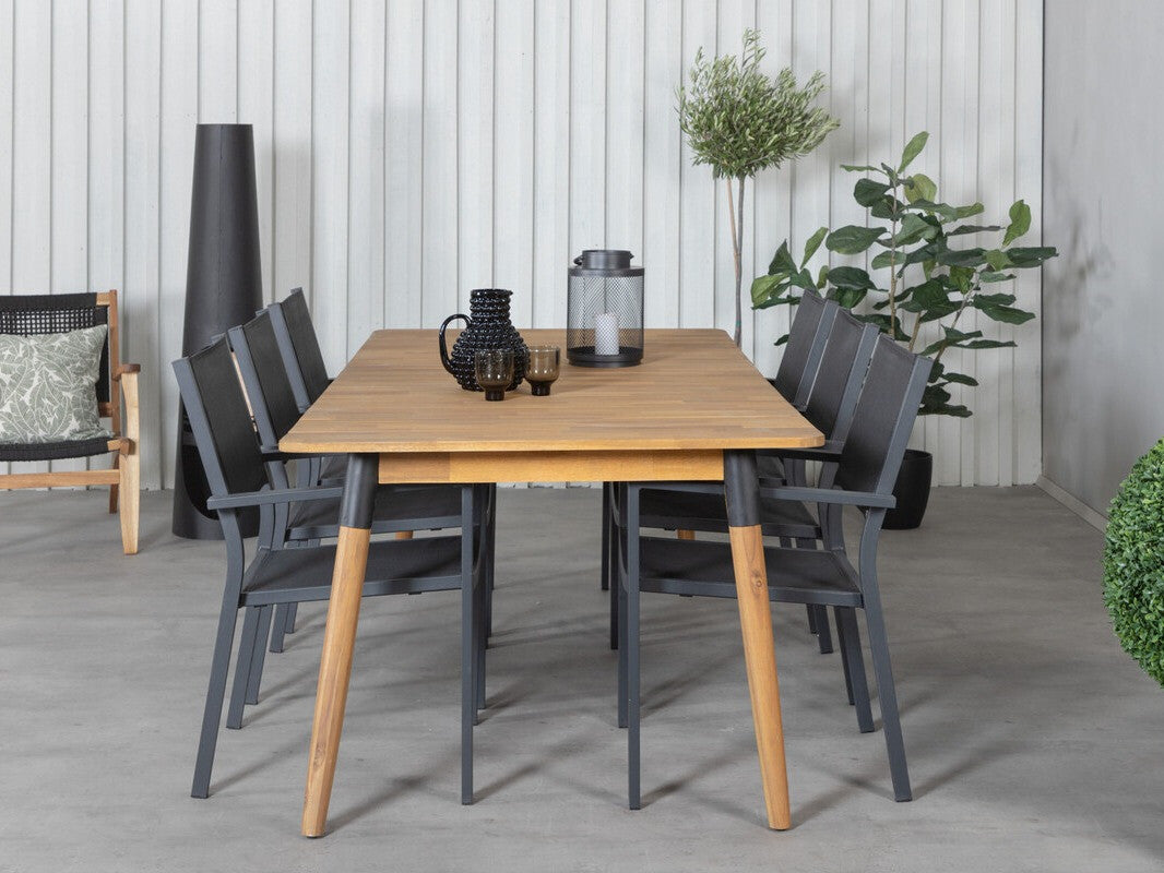 Galds un krēslu komplekts 484631