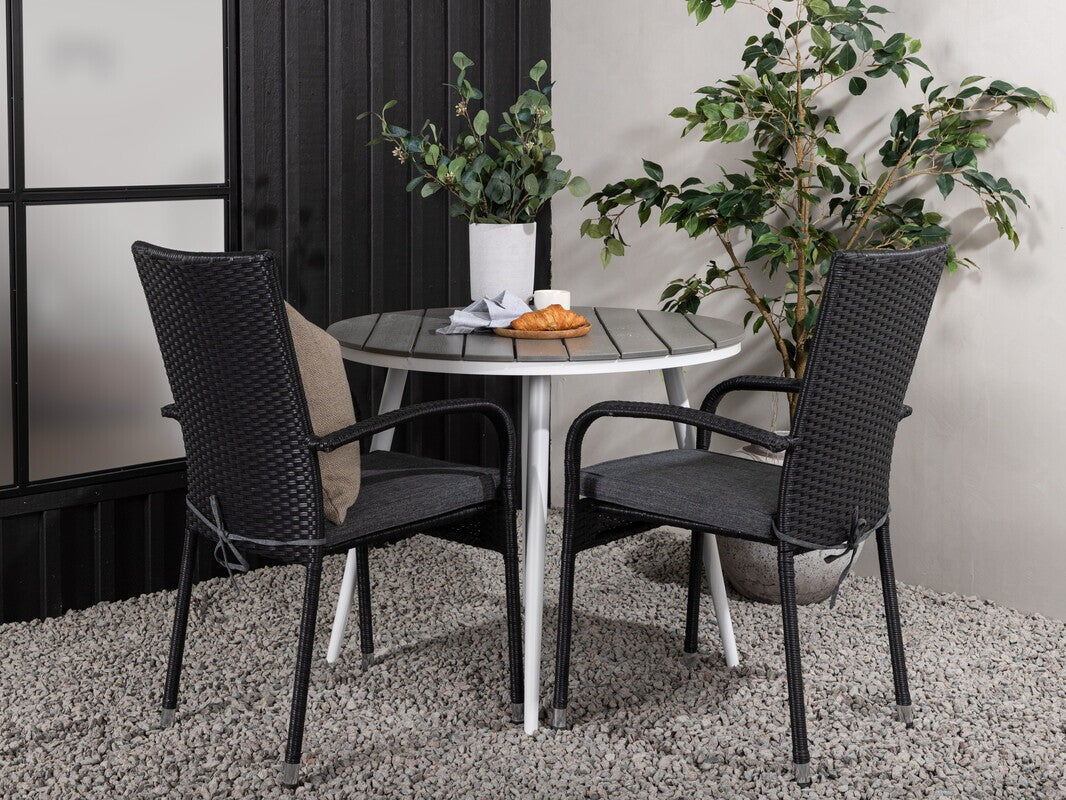 Galds un krēslu komplekts 485394