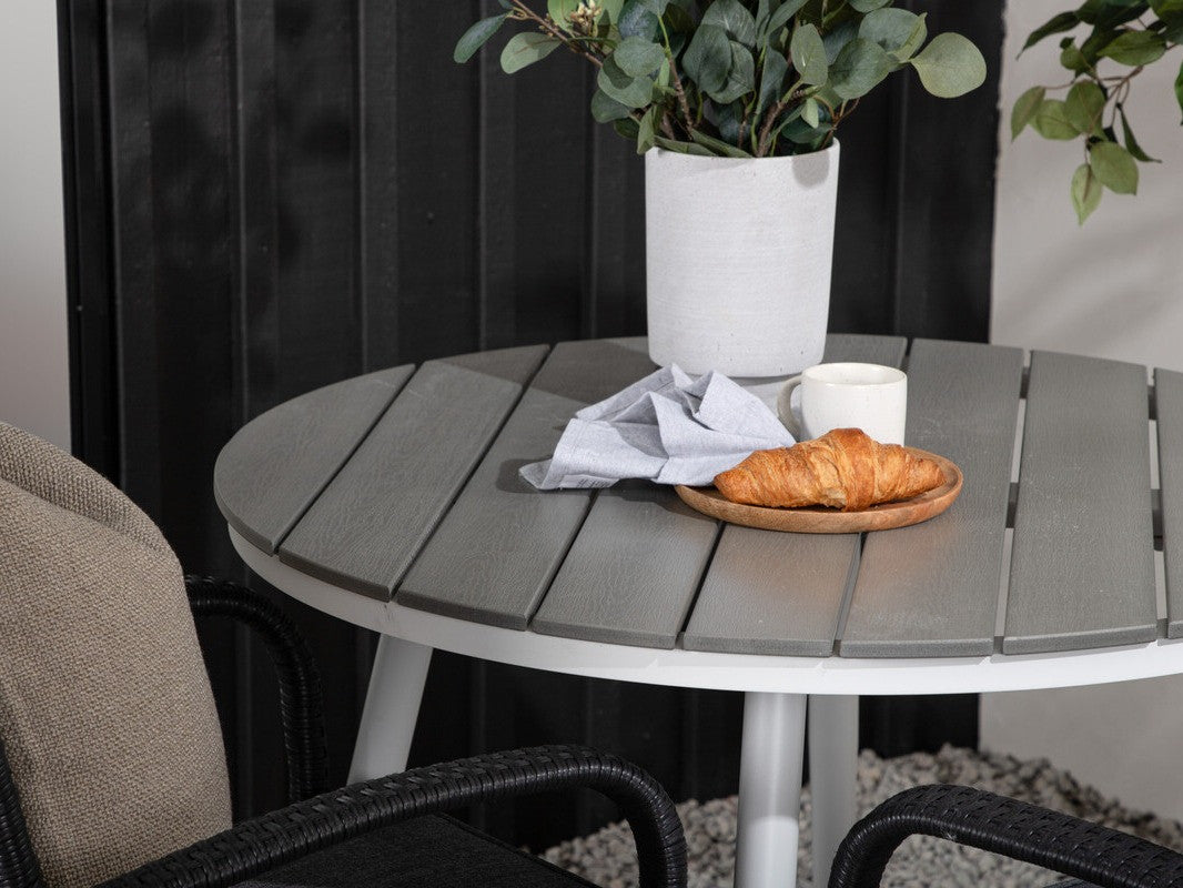 Galds un krēslu komplekts 485394