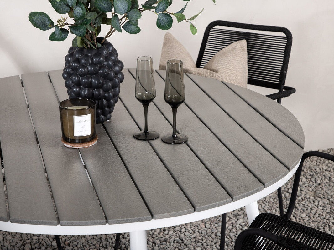 Galds un krēslu komplekts 496362