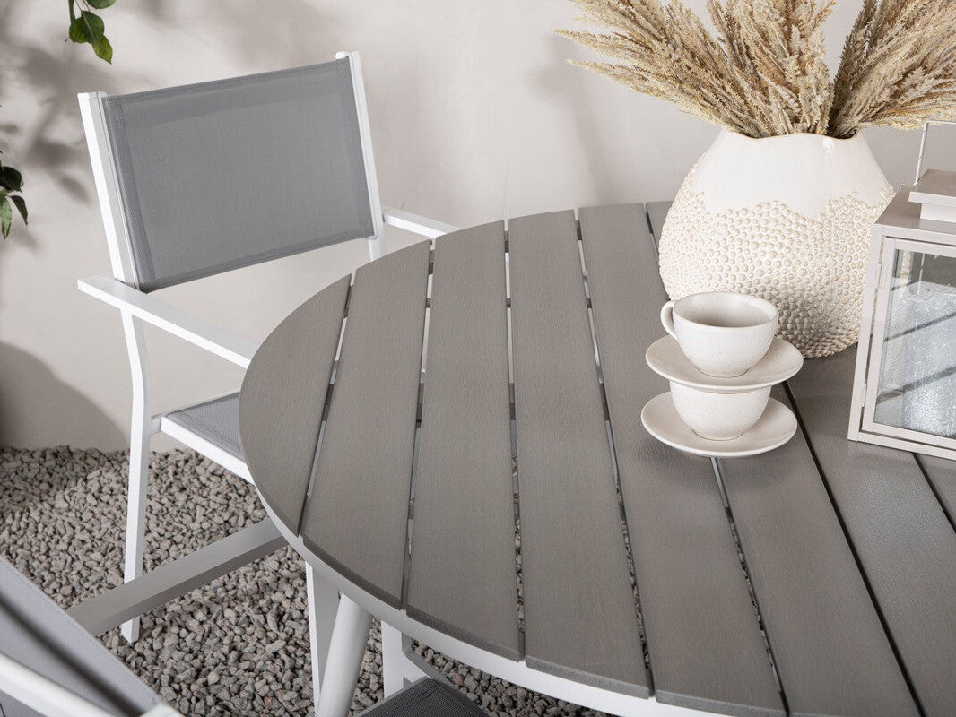 Galds un krēslu komplekts 500524