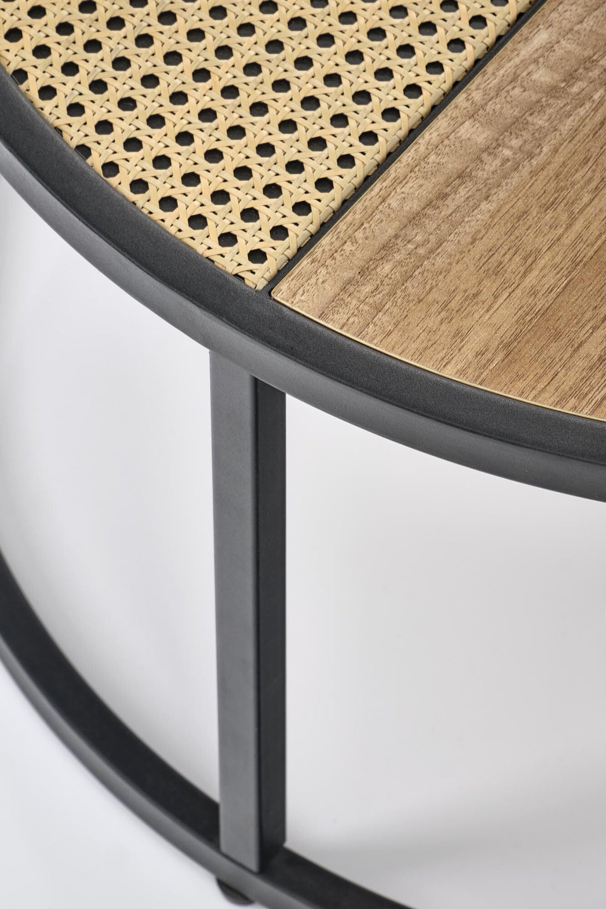 Žurnālu galdiņu komplekts 505575