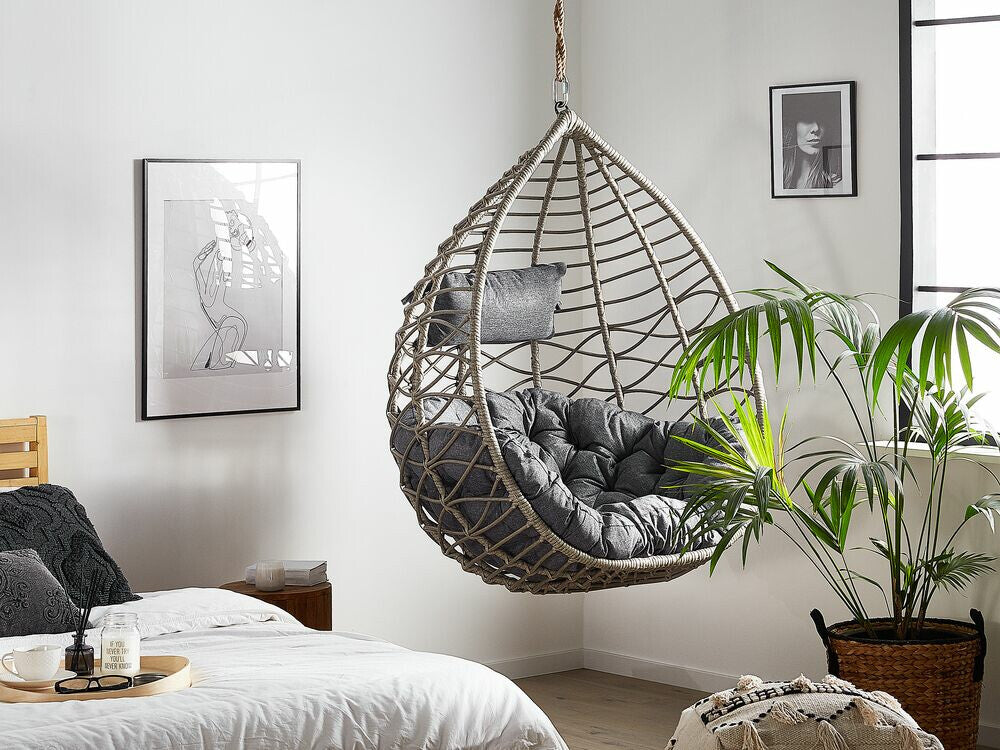 Piekaramais krēsls 540669