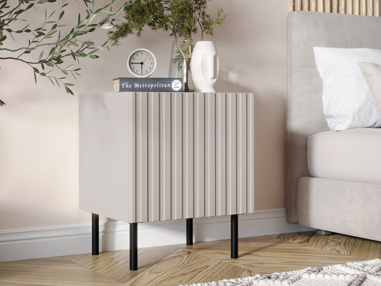 Naktsgaldiņu komplekts 542611