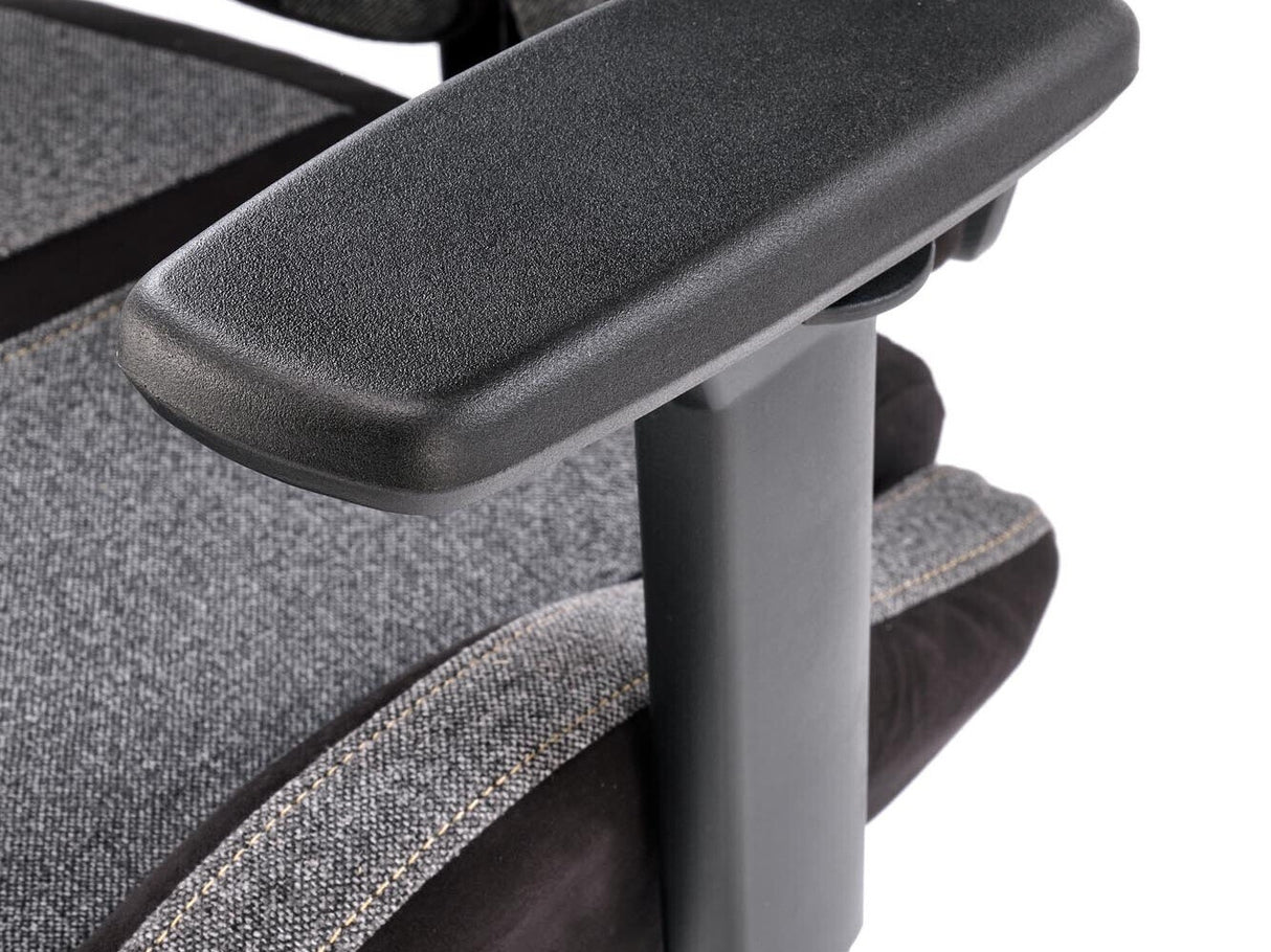 Spēļu krēsls 547409