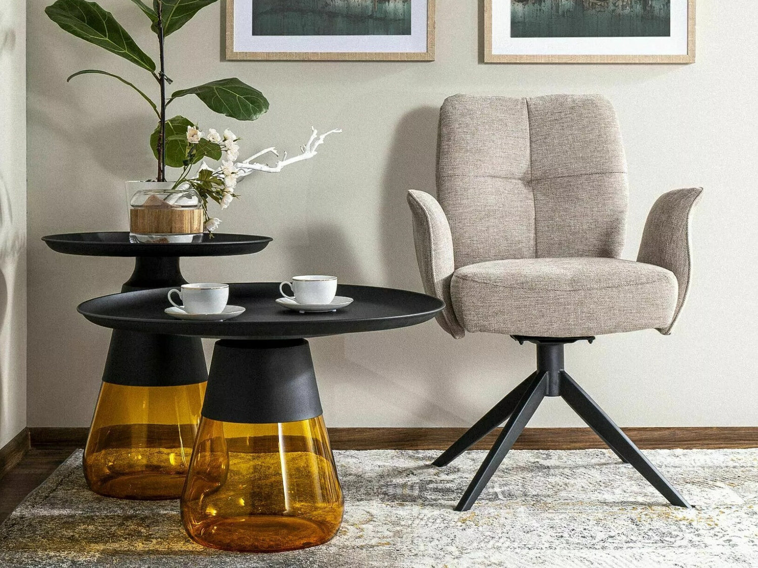 Žurnālu galdiņš 553365