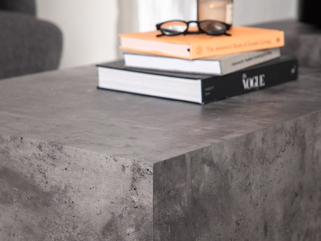 Žurnālu galdiņu komplekts 567116