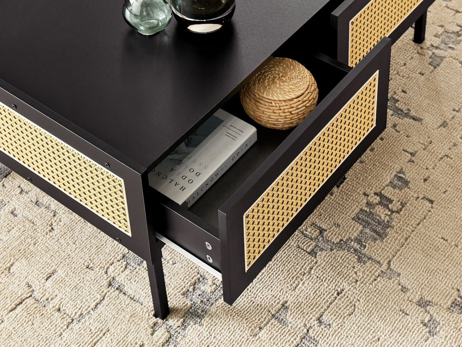 Žurnālu galdiņš 572695