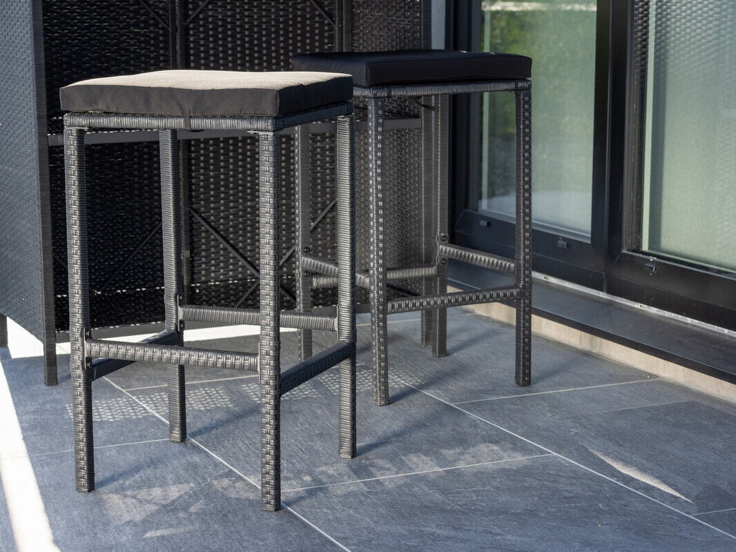 Galds un krēslu komplekts 576783