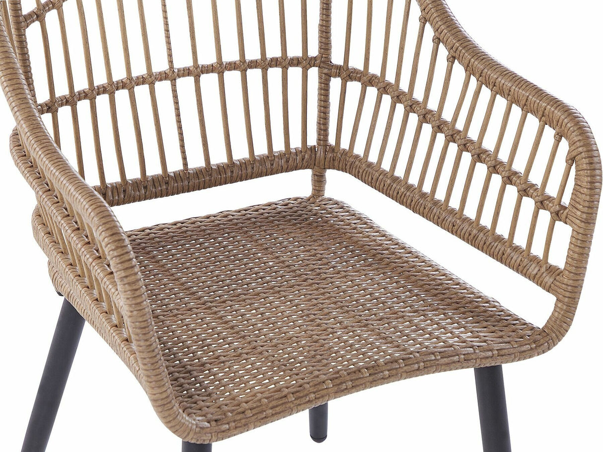 Galds un krēslu komplekts 582707