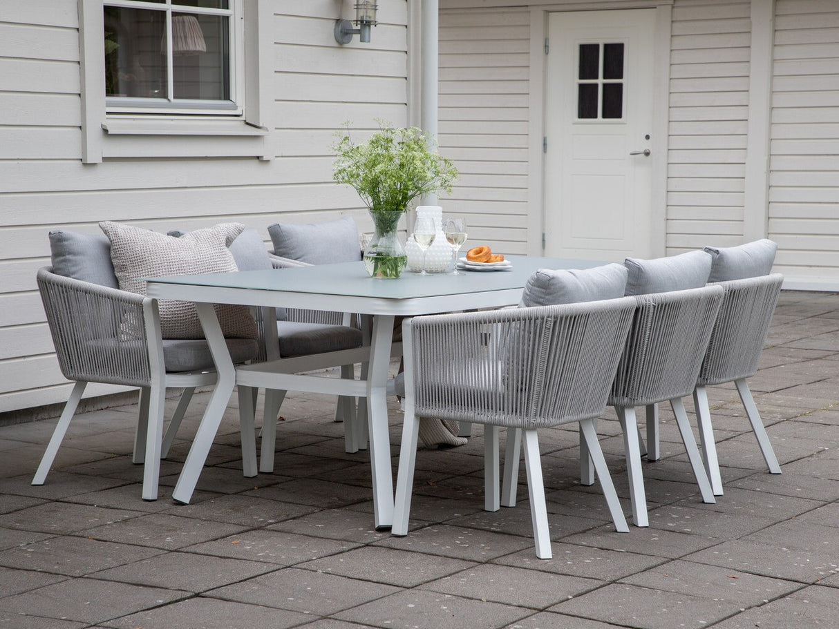 Galds un krēslu komplekts 441161 3972631