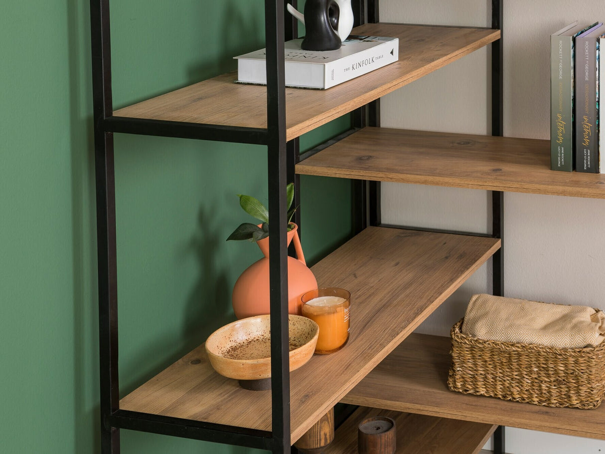 Stūra plaukts 585965