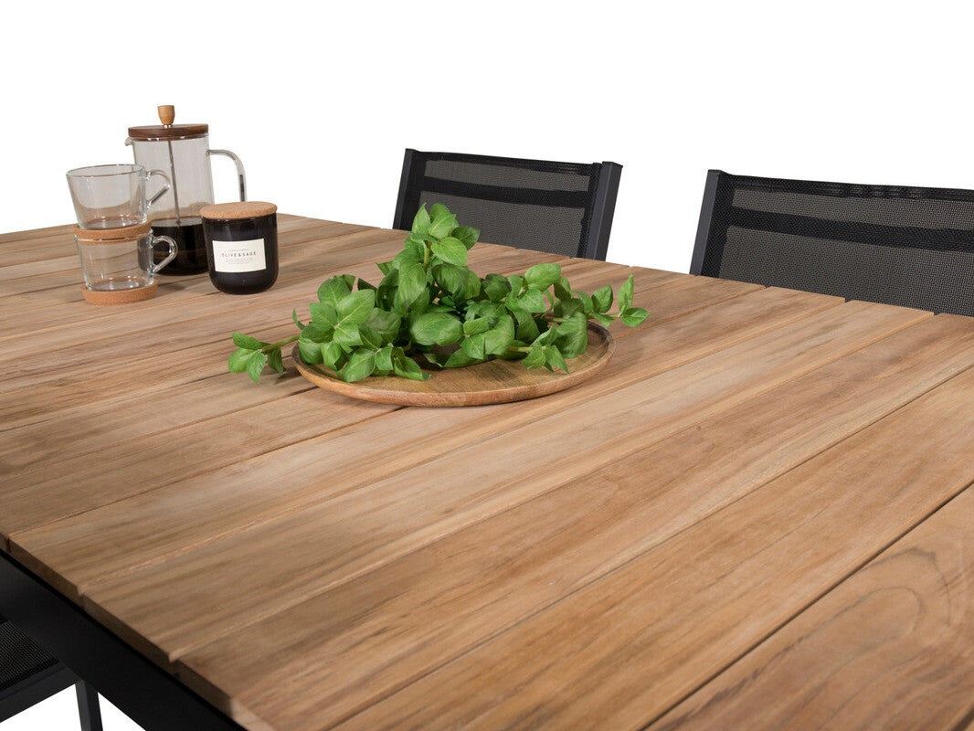 Galds un krēslu komplekts 586363