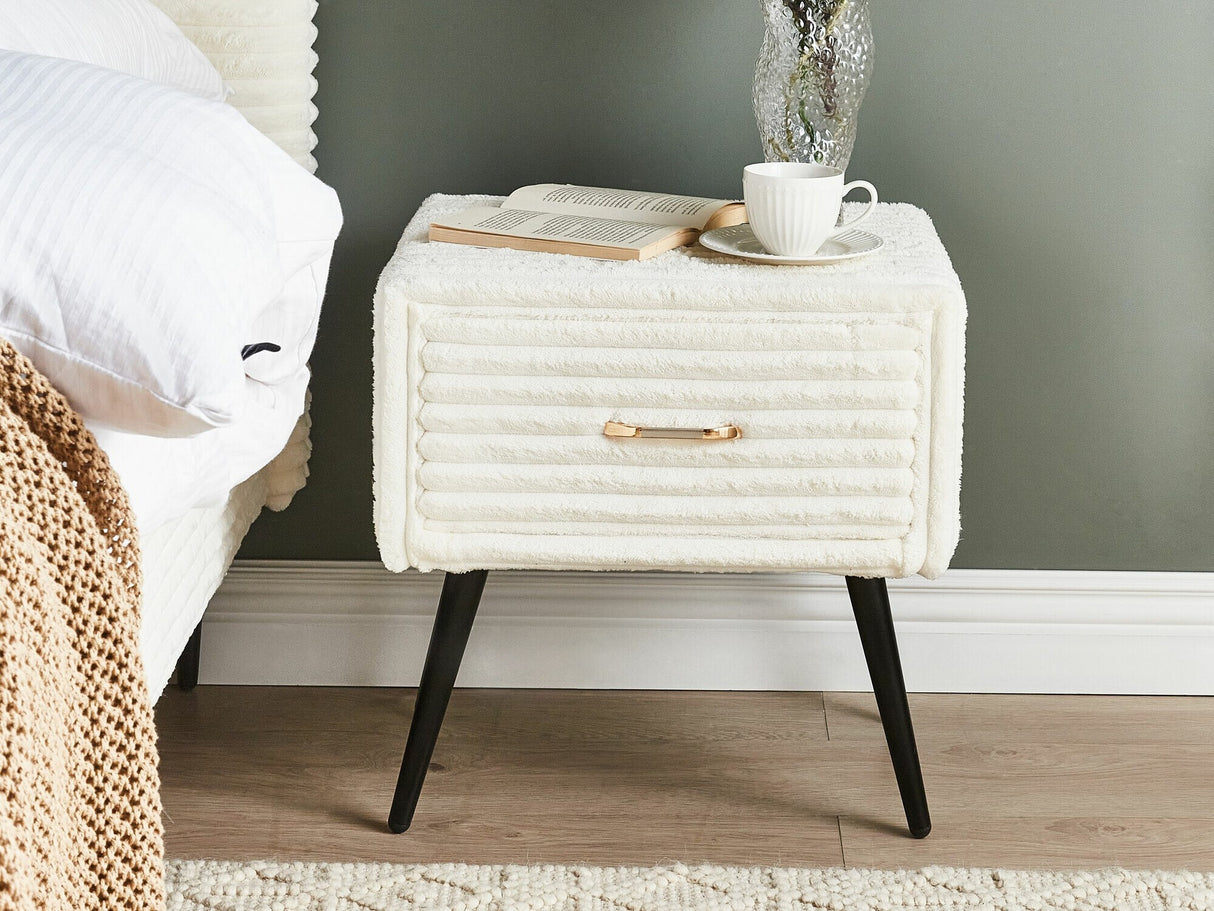 Naktsgaldiņš 588025