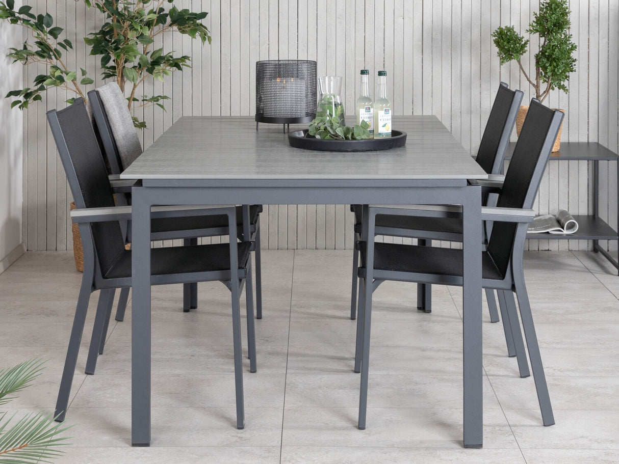 Galds un krēslu komplekts 421489 4066450