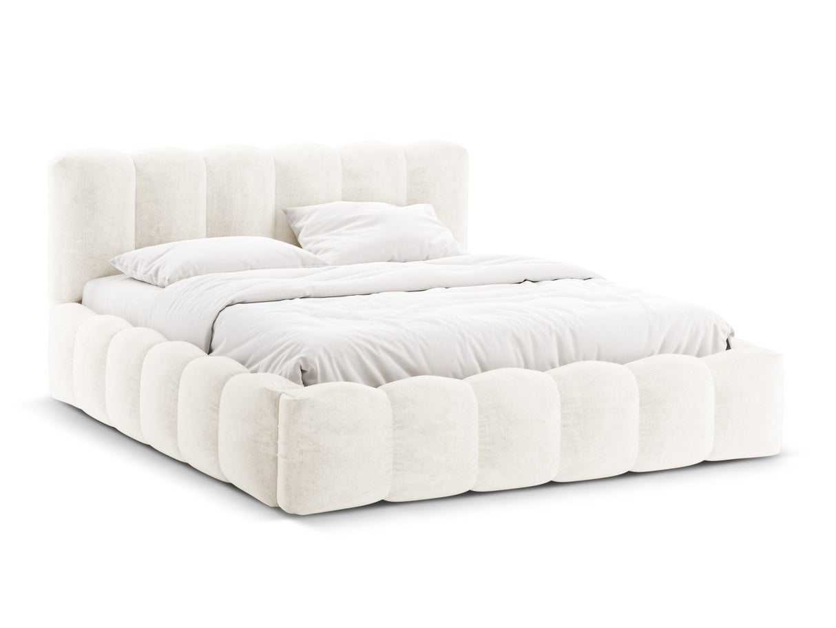 Gulta 560928 4097997