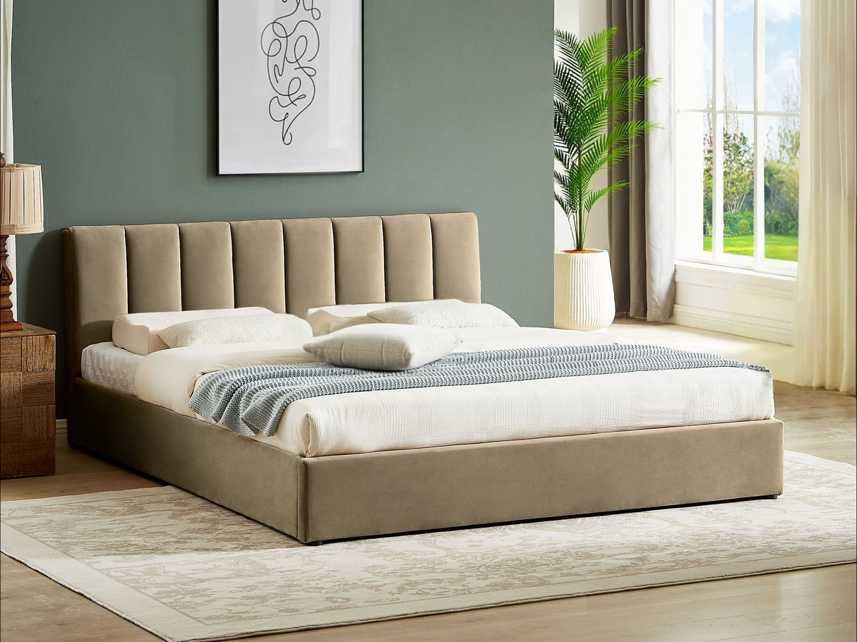 Gulta 552720 4136165