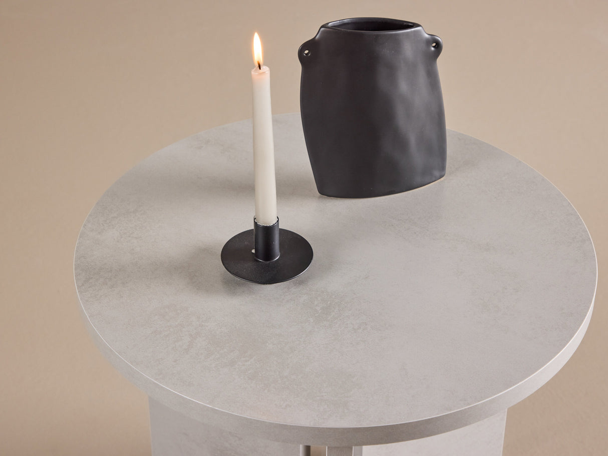 Žurnālu galdiņš 564948 4141424