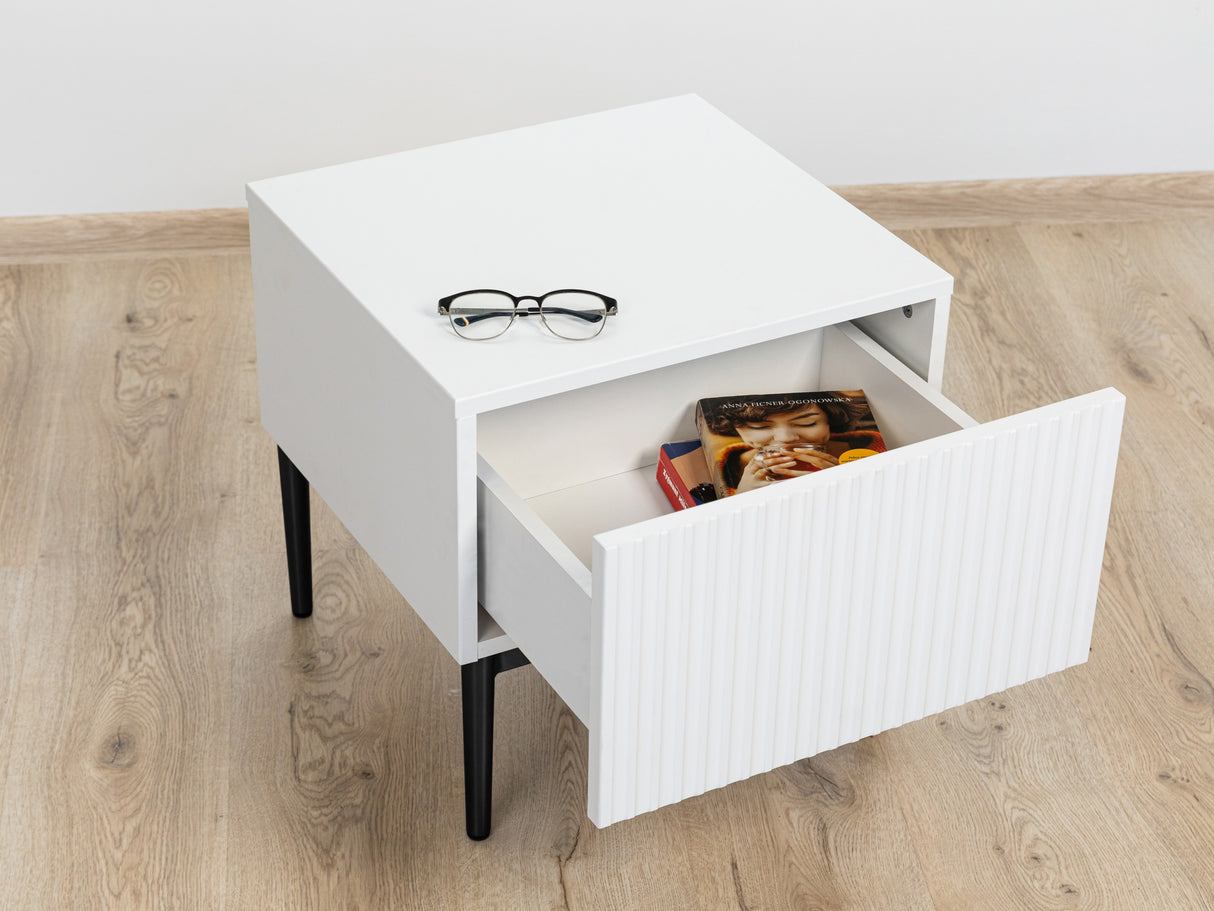 Naktsgaldiņu komplekts 600976