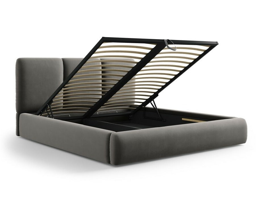 Gulta 593156 4212207