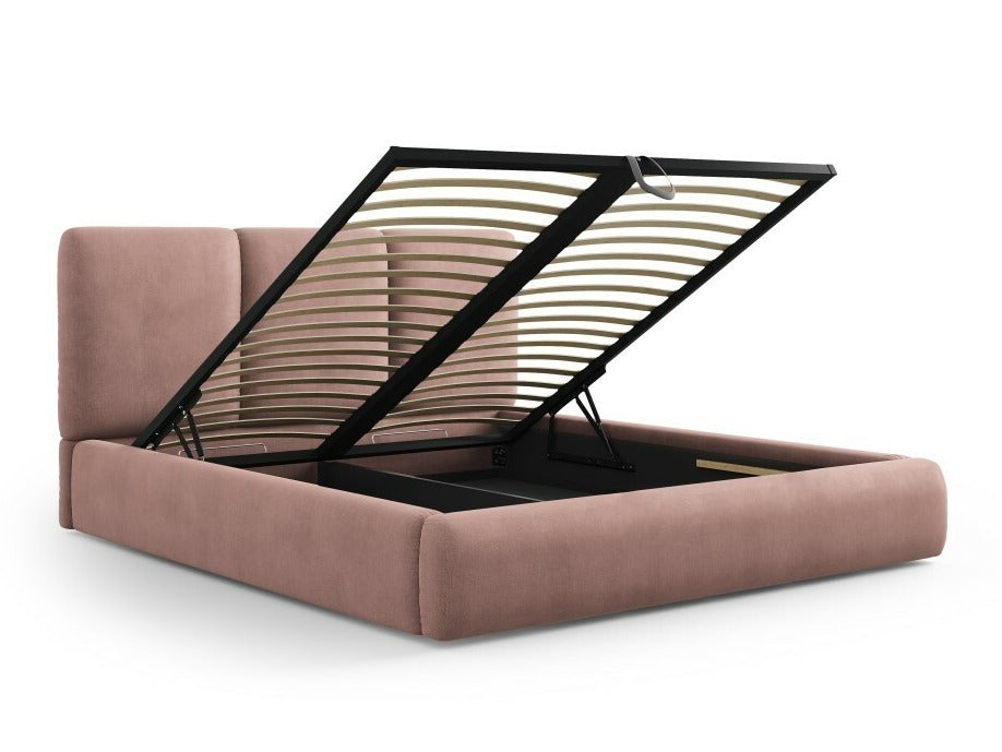 Gulta 593156 4212311