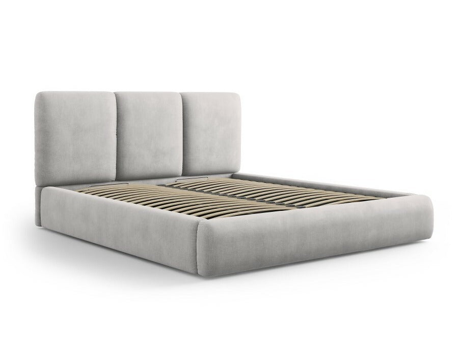 Gulta 593156 4212347