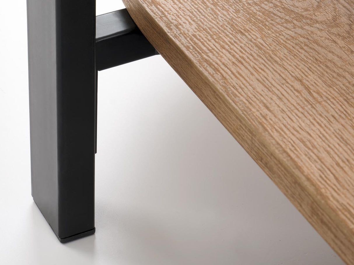 Žurnālu galdiņš 611019