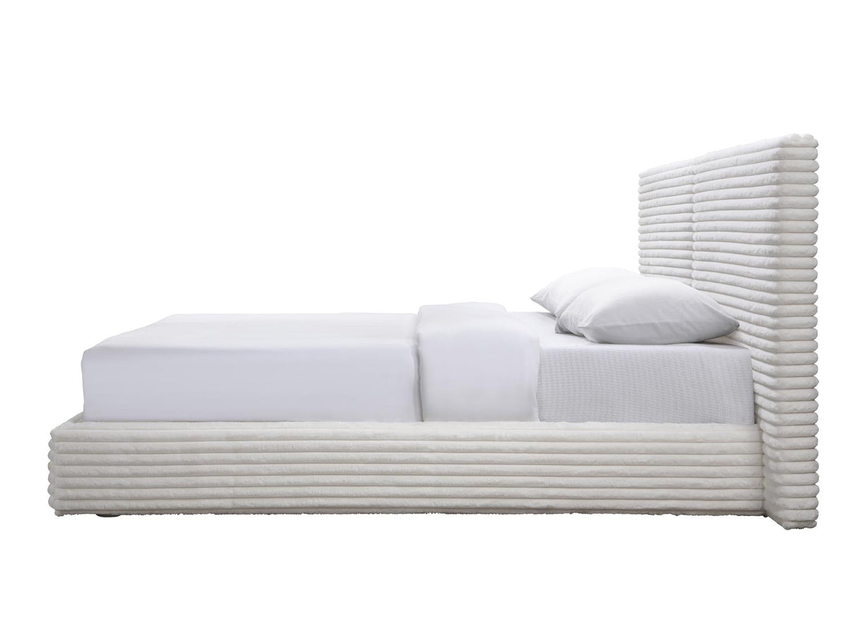 Gulta 586797 4234772