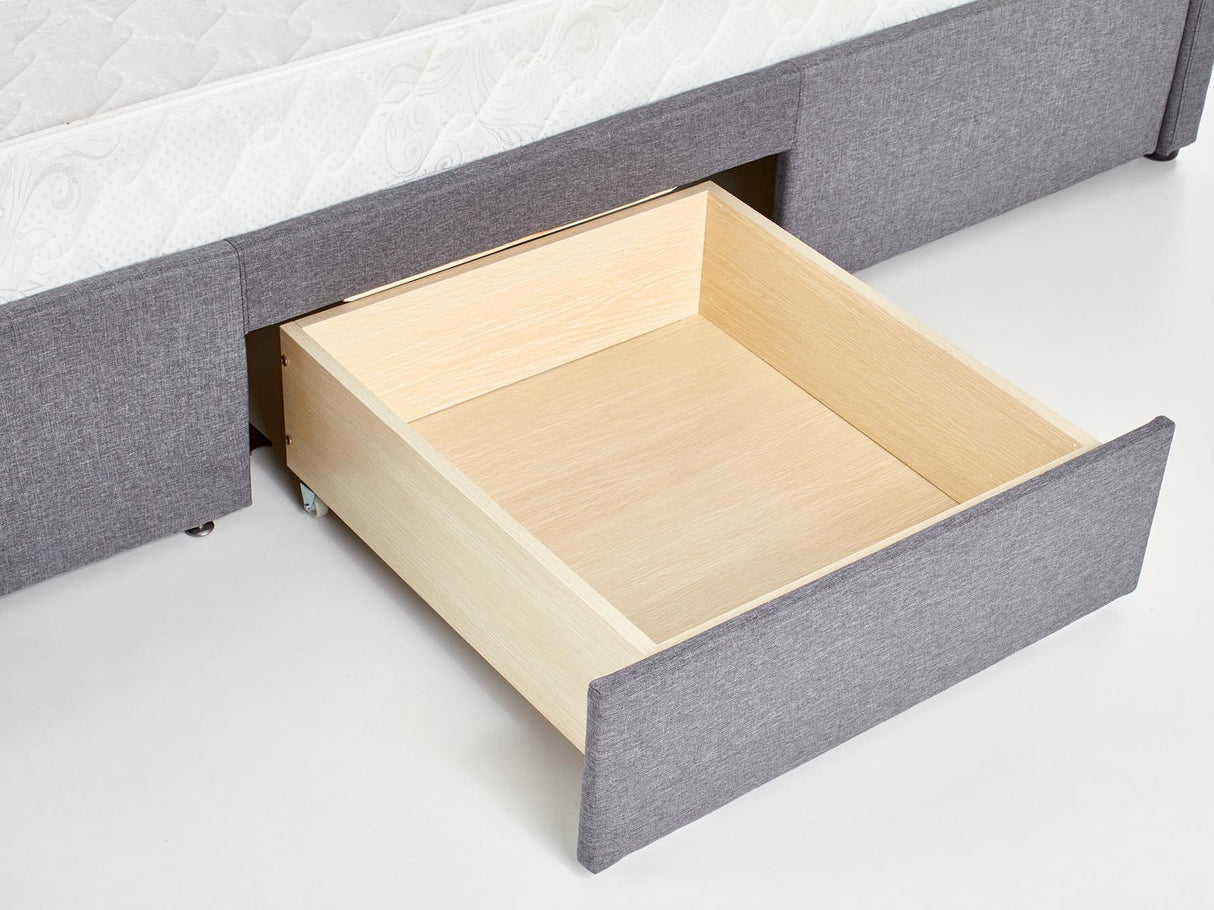 Gulta 584132 4234835