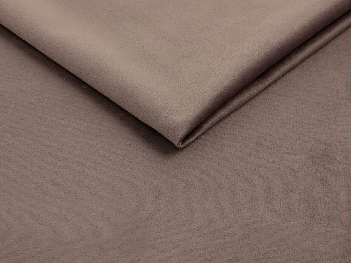 Gulta 599227 4245836