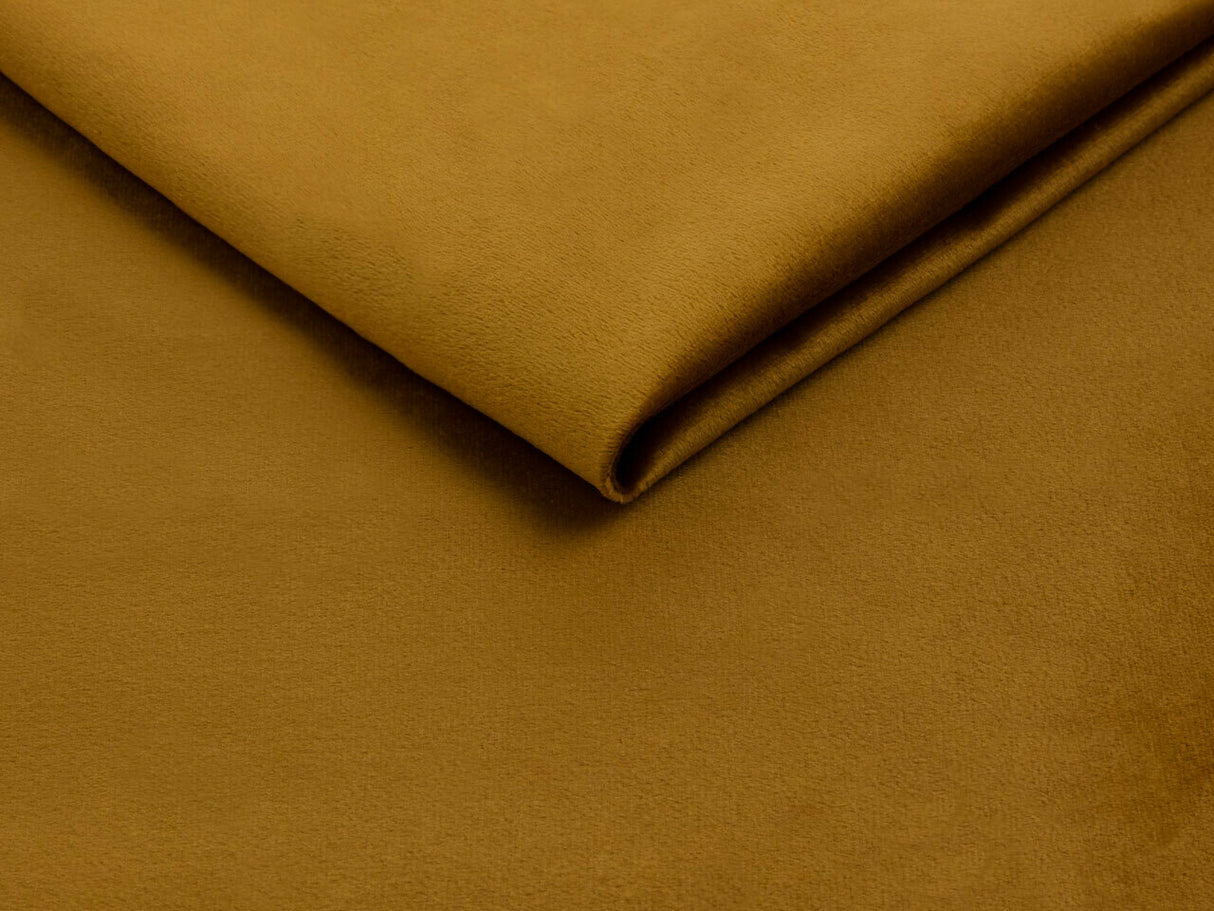 Gulta 599227 4245846