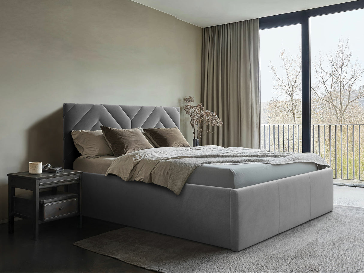 Gulta 476710 4271930