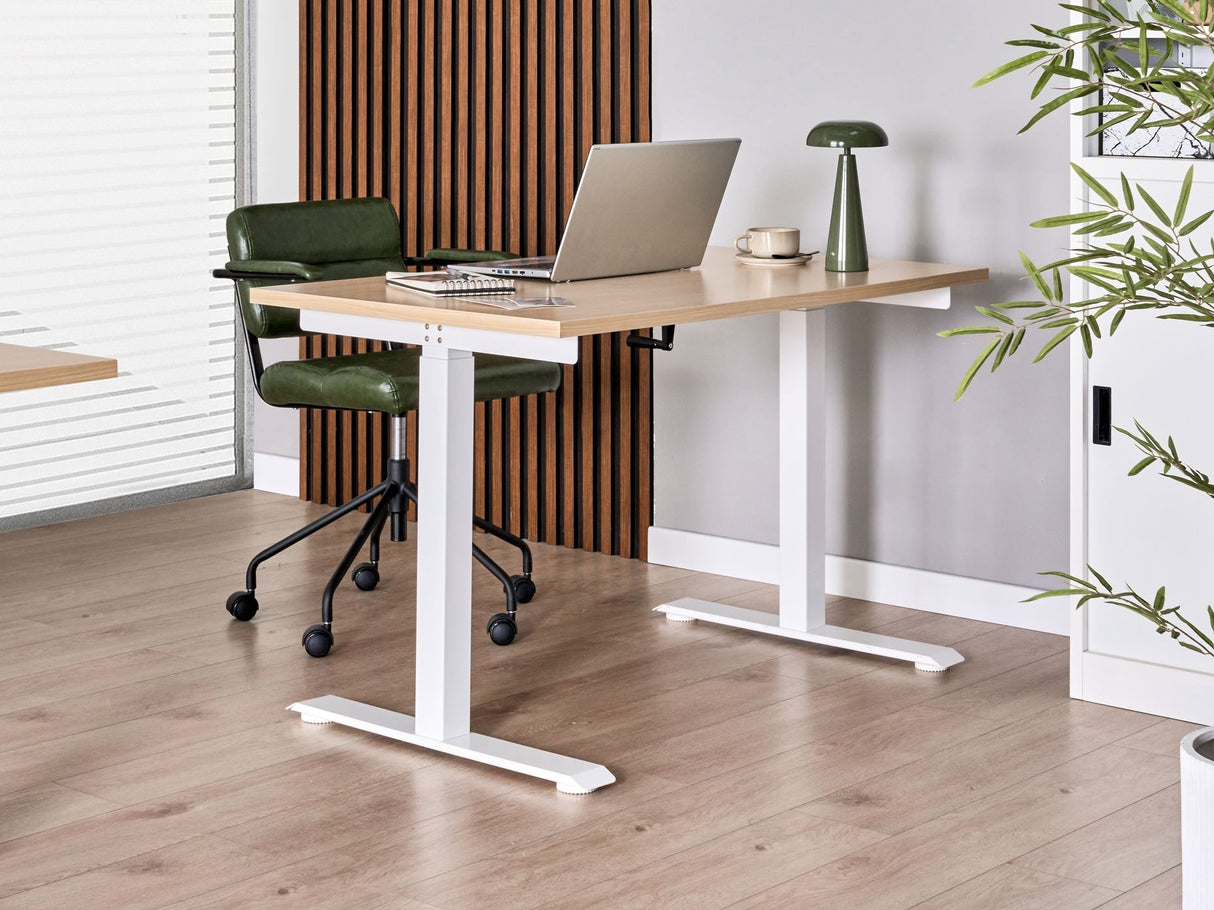 Rakstāmgalds ar regulējamu augstumu 620827