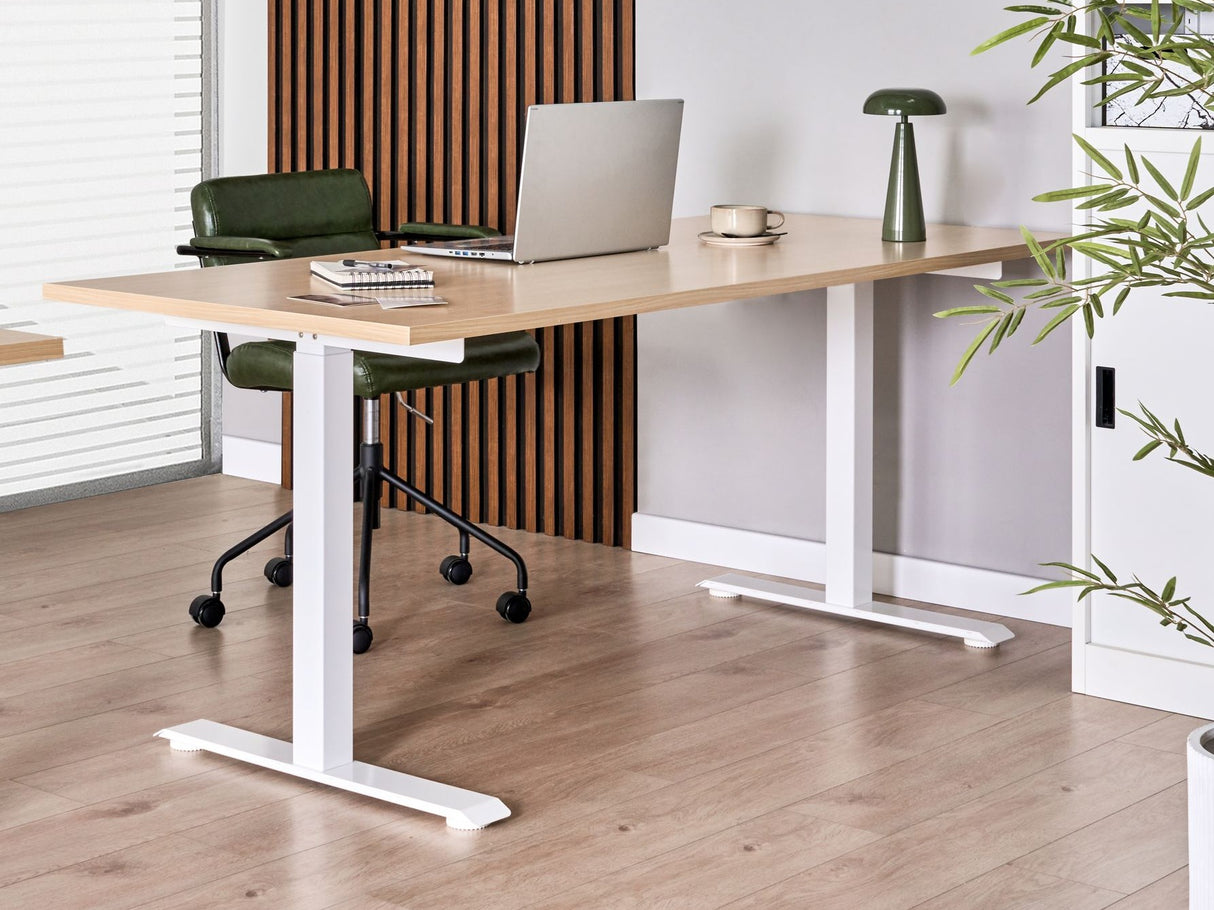 Rakstāmgalds ar regulējamu augstumu 620843