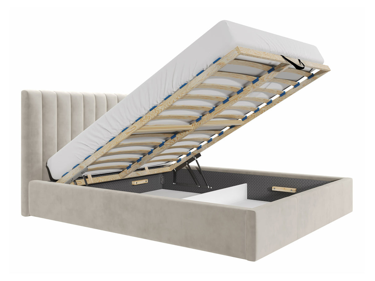 Gulta 494265 4376293