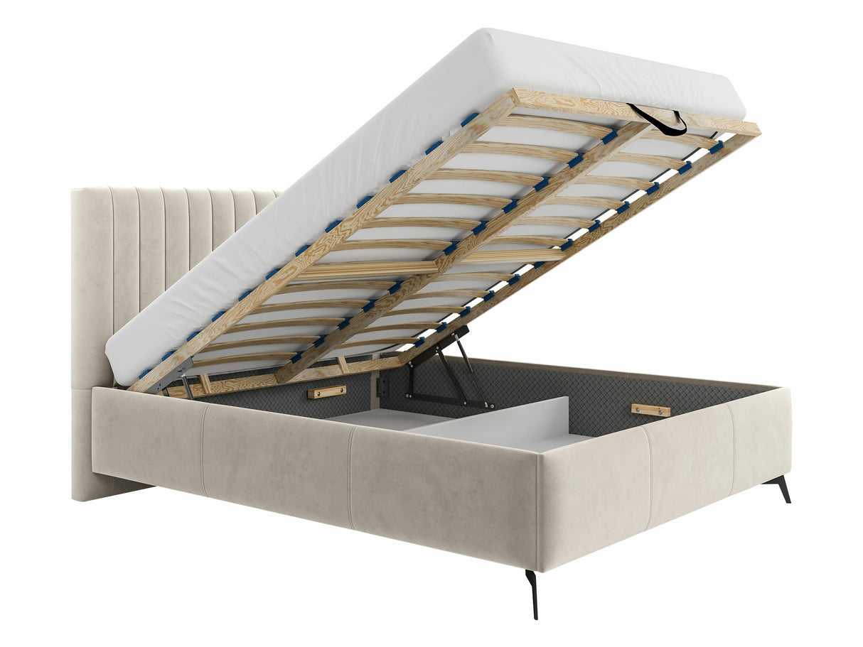 Gulta 473240 4376455