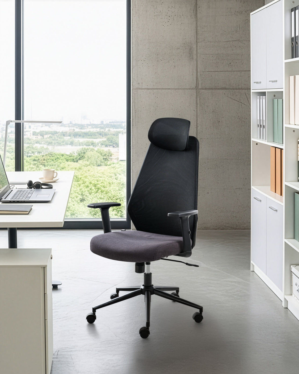 Biroja krēsls 629085